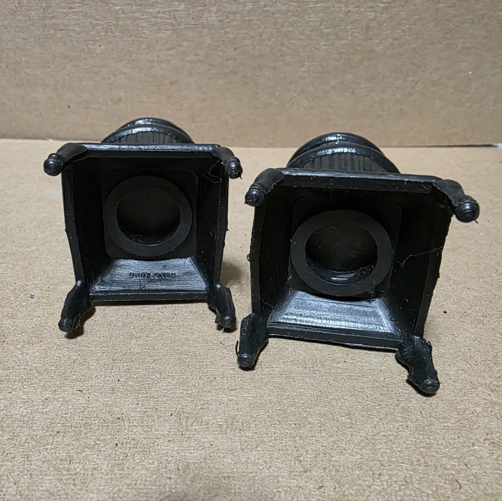 Vtg Pot Belly Stove Salt Pepper Shaker Set #159
